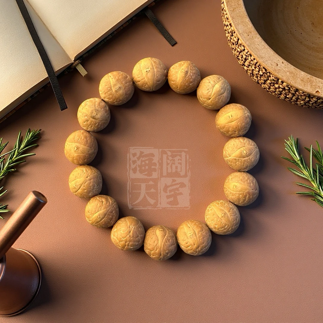 尼泊尔凤眼菩提手串 12-14 尼泊尔凤眼菩提手持