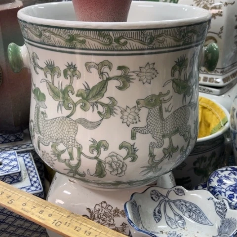 瓷片瑕疵陶瓷。。。。。。。。。。。。