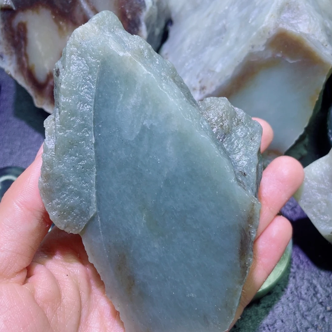 和田玉未镶嵌珠宝半成品