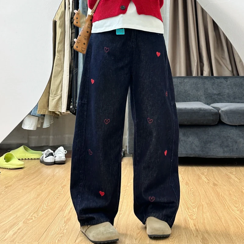 美式复古爱心刺绣萝卜弯刀牛仔裤女春季高腰显瘦阔腿拖地镰刀裤子