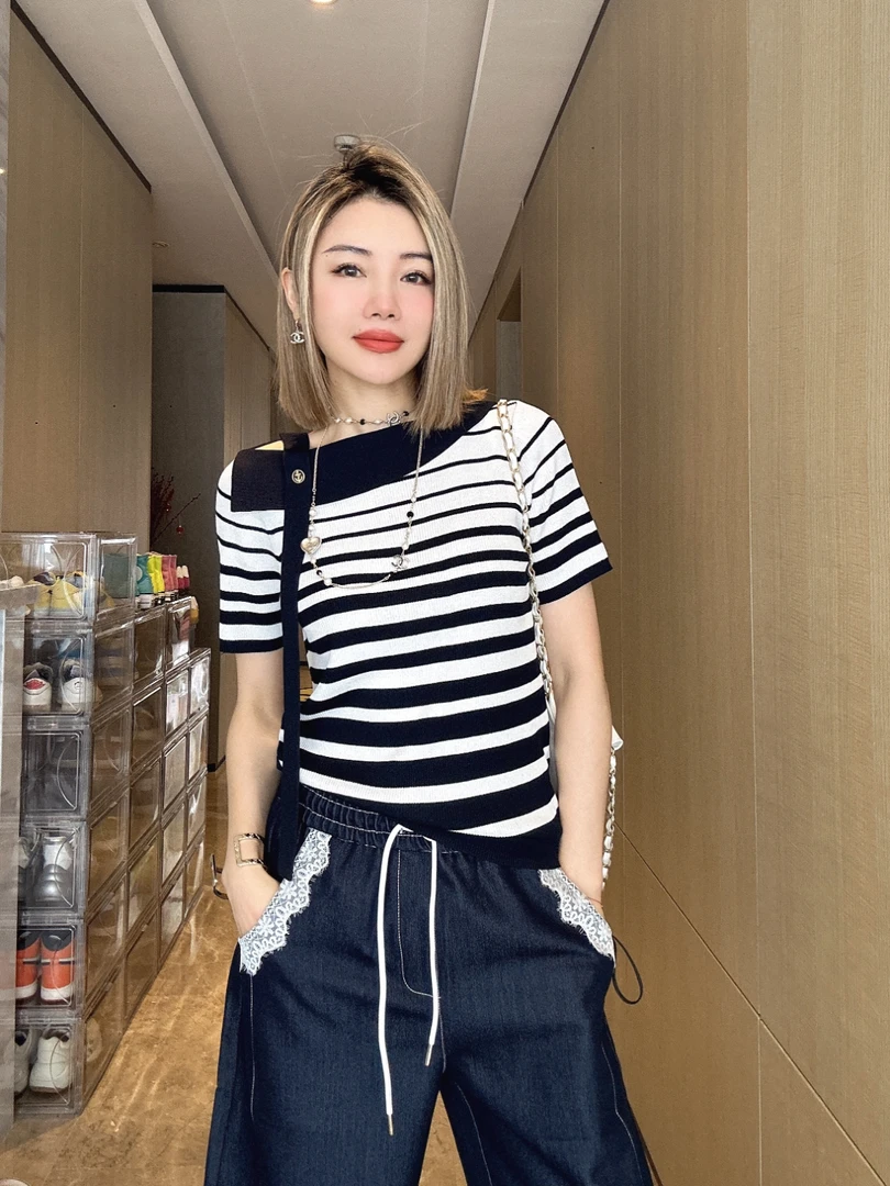 【CM】百搭条纹设计感气质短袖T恤短袖上衣M5S0411