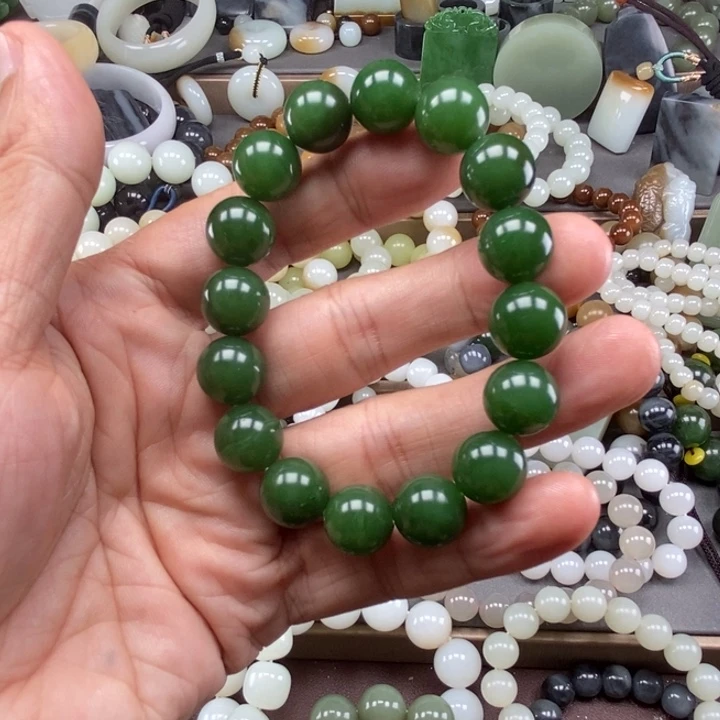 ****Y和田玉未镶嵌挂件