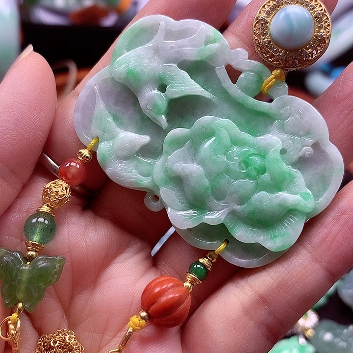 颈饰银S925镶嵌翡翠翡翠