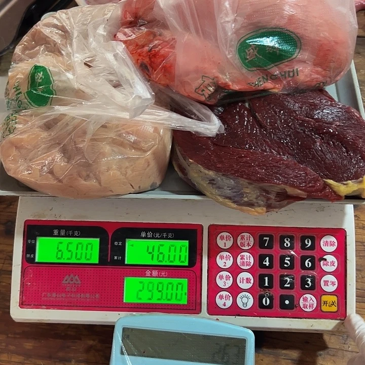 广西土耕马马肉、送马油沙姜小米辣12个月中国大陆