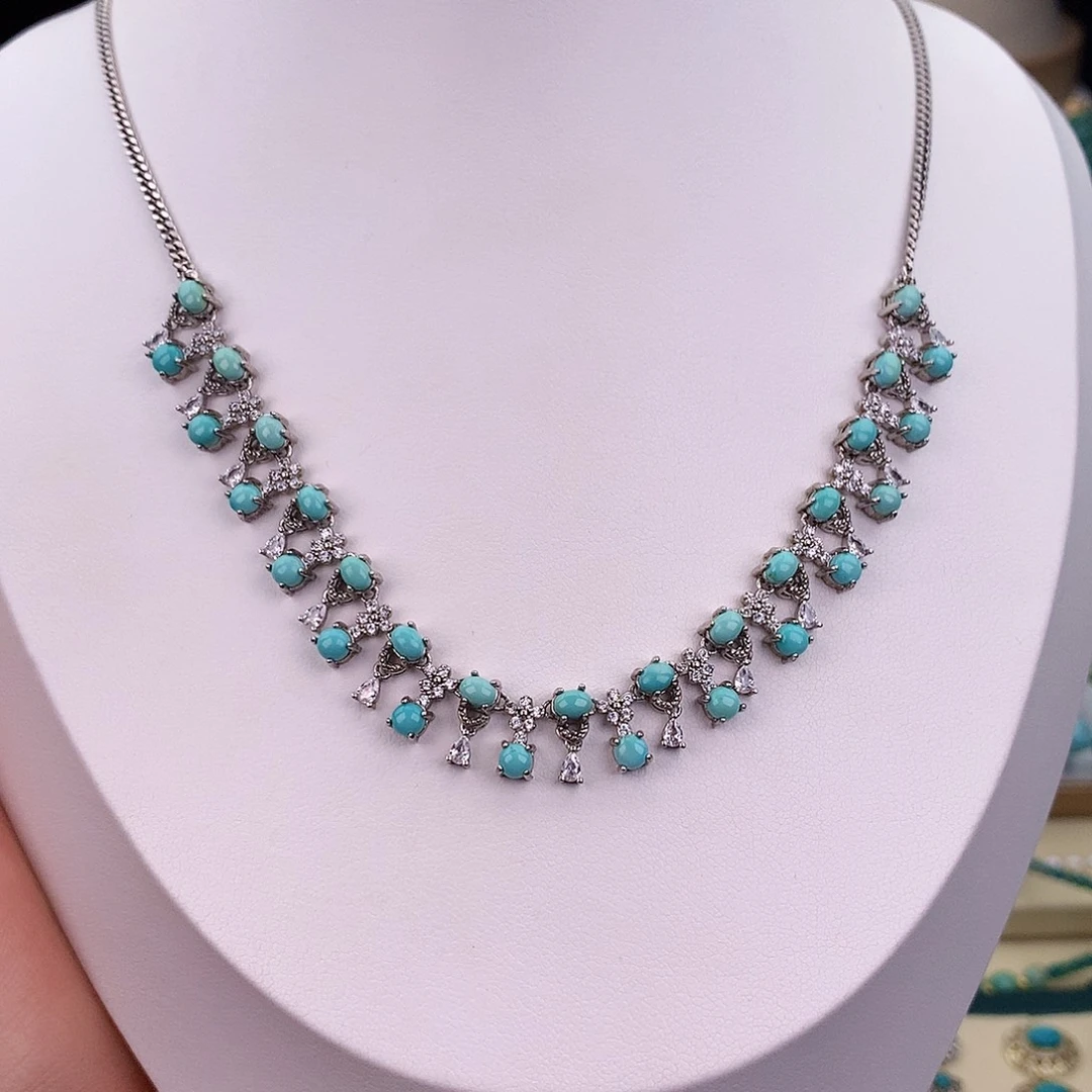 绿松石未镶嵌颈饰