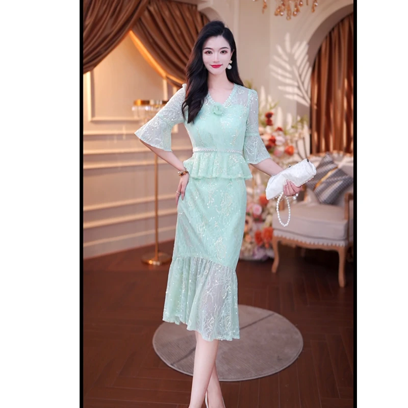2025夏季女装新款气质轻奢显瘦优雅设计感网纱蕾丝短袖连衣裙6130
