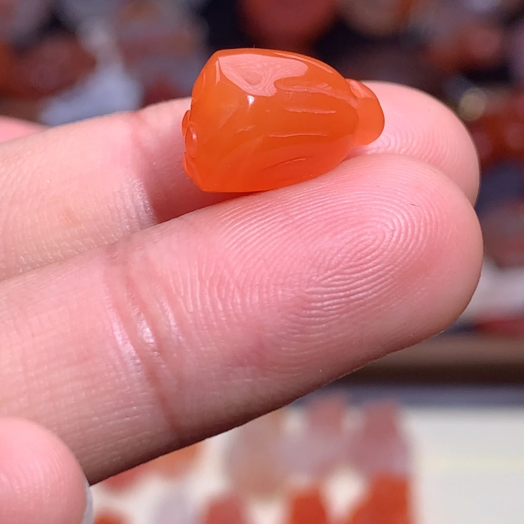 南红玛瑙未镶嵌珠宝半成品莲蓬1