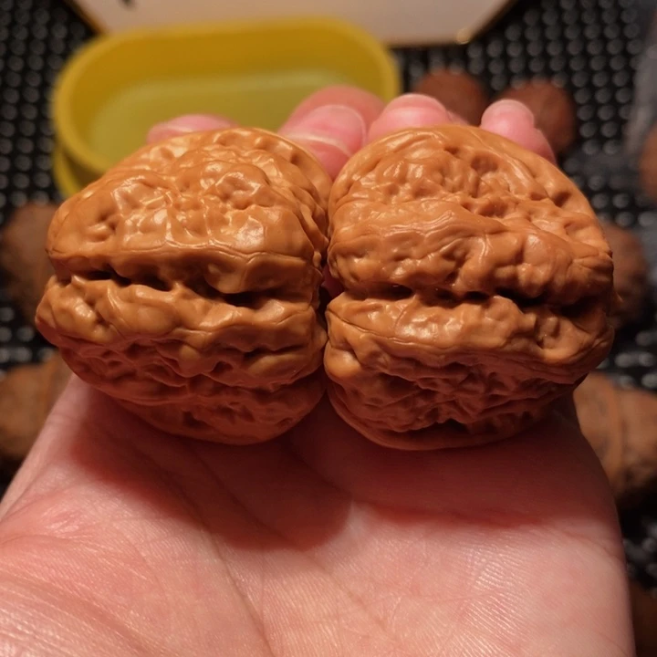 把件文玩核桃四面一线天开背八大腿蛙王