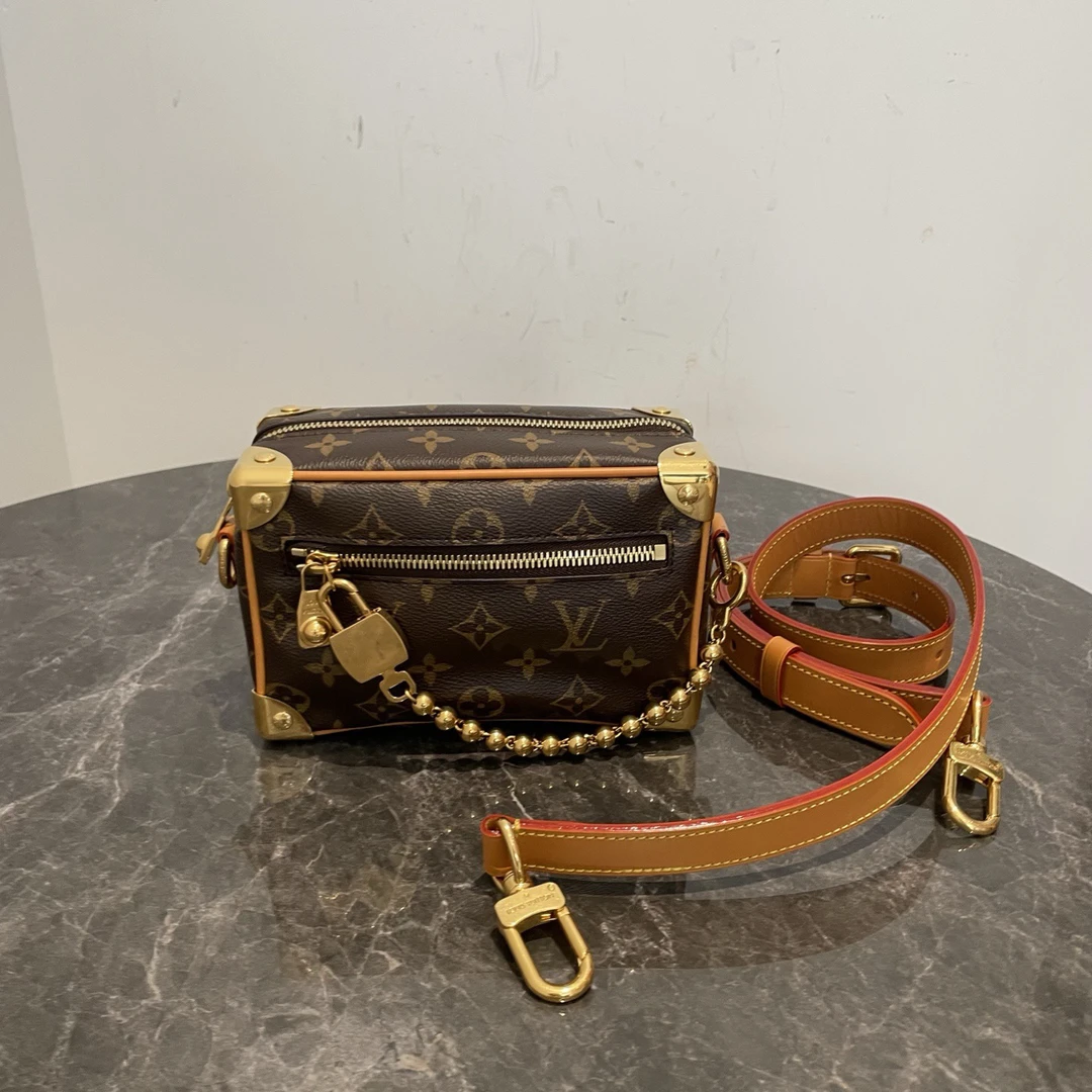 99新 LouisVuitton/路易威登 8286 Lv mini soft金链斜挎盒子包