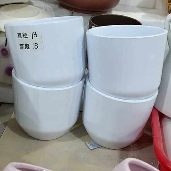 多肉绿植陶瓷花盆9.9包邮，有孔