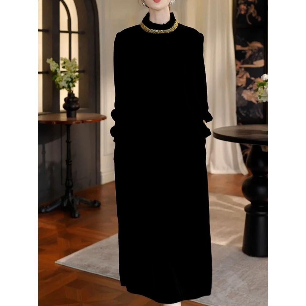 轻奢时尚高级丝绒连衣裙2025秋季新款端庄优雅高贵气质宽松A字裙