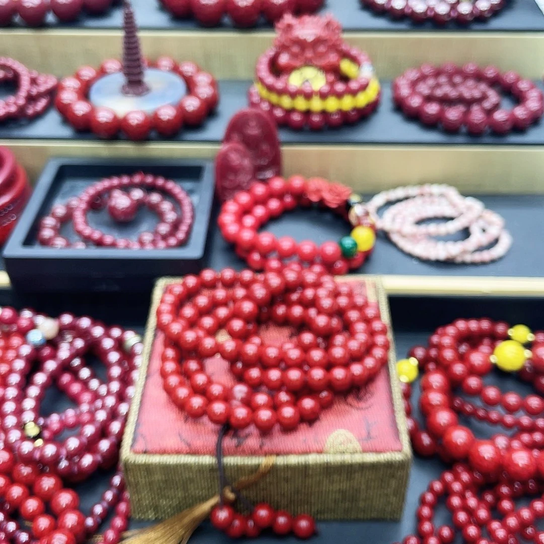 天然辰砂红砂卡8三圈手串