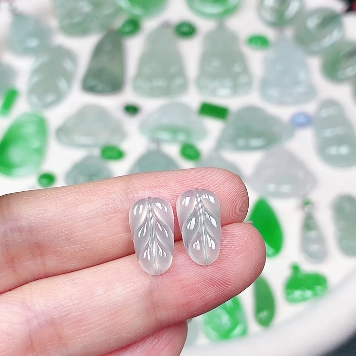 翡翠未镶嵌颈饰缅甸天然A货翡翠