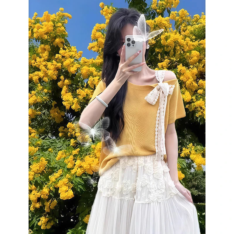 2025拼接氛围感蕾丝短袖新款显瘦气质夏季甜美百搭针织设计感上衣