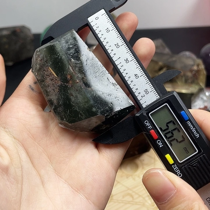 未镶嵌水晶珠宝半成品274水晶石