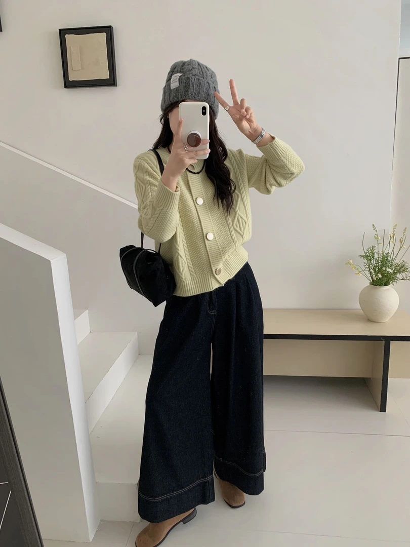 软糯感针织开衫女装春秋新款毛衣外套宽松韩版圆领慵懒风外搭上衣