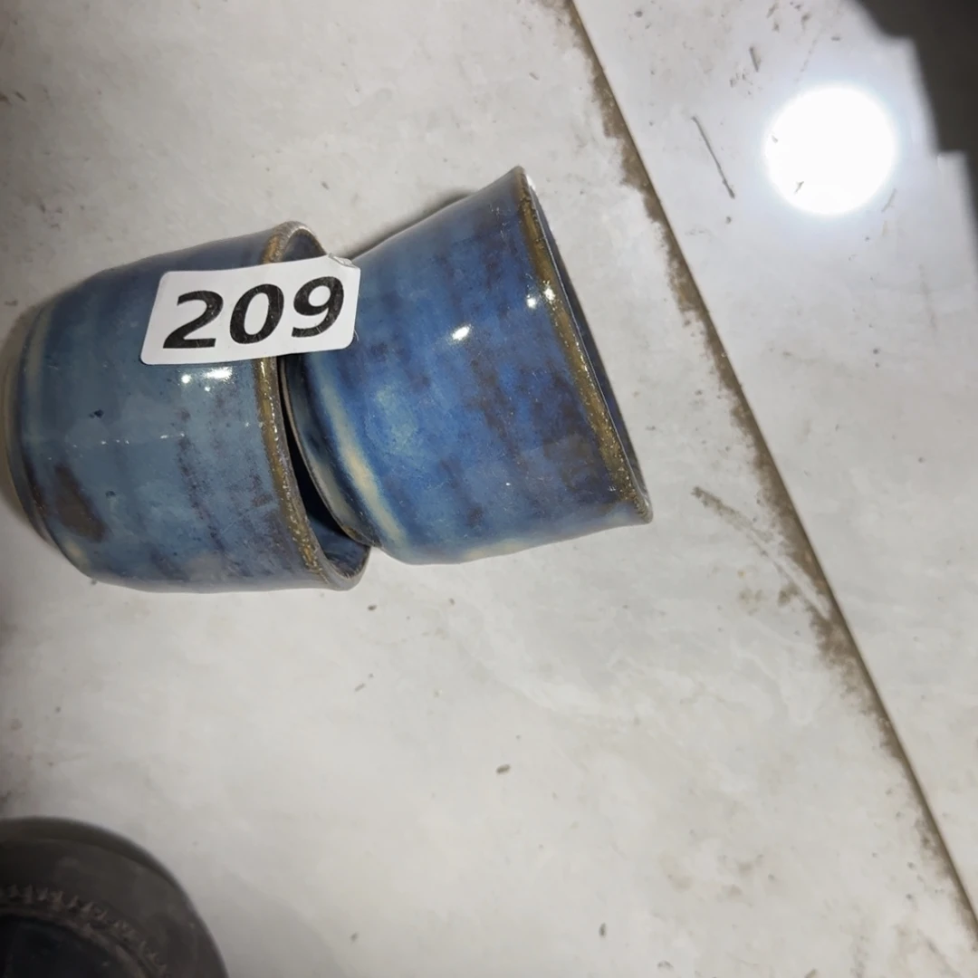 小***微茶盏我们是真的爱对方很好吗