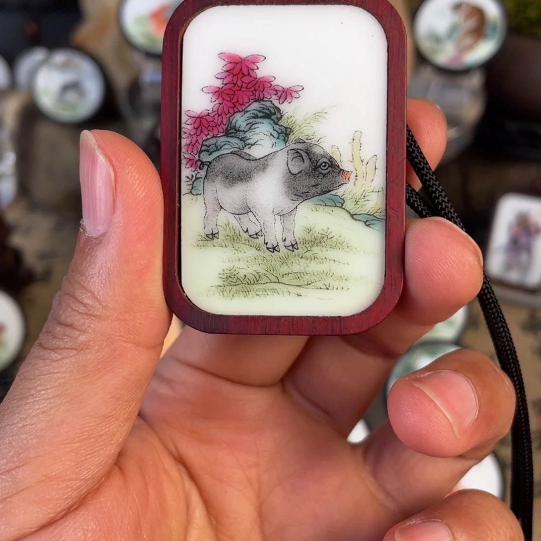瓷片陶瓷挂件生肖猪