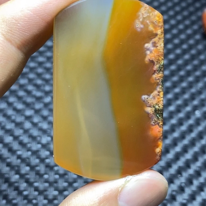 玛瑙/玉髓颈饰未镶嵌留**线