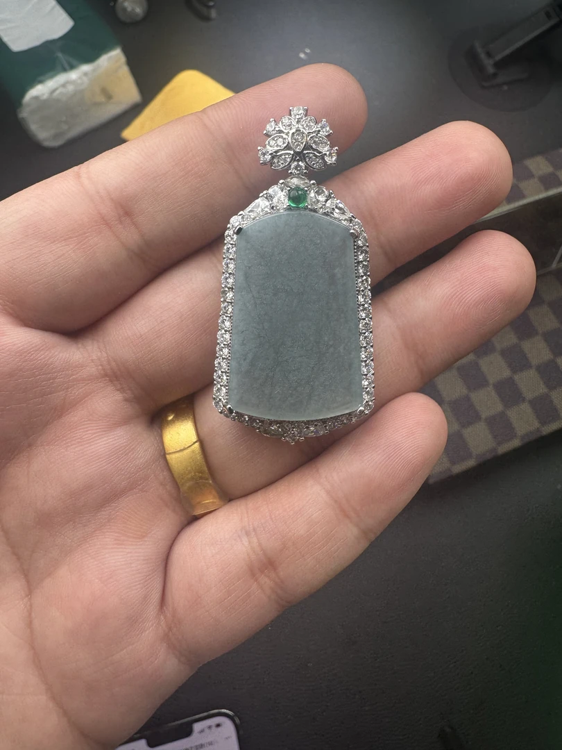 高档天然a货翡翠蓝水无事牌银镶冰种玉石吊坠男女款项链挂坠