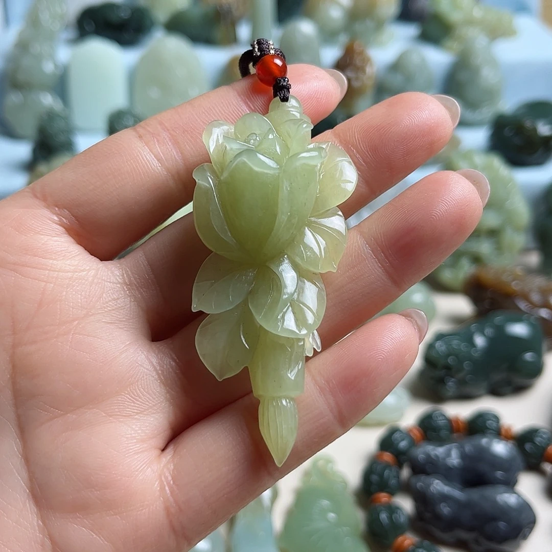 和田玉未镶嵌挂件