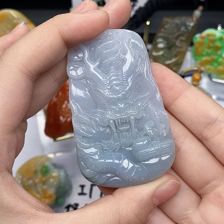 颈饰未镶嵌翡翠翡翠A货