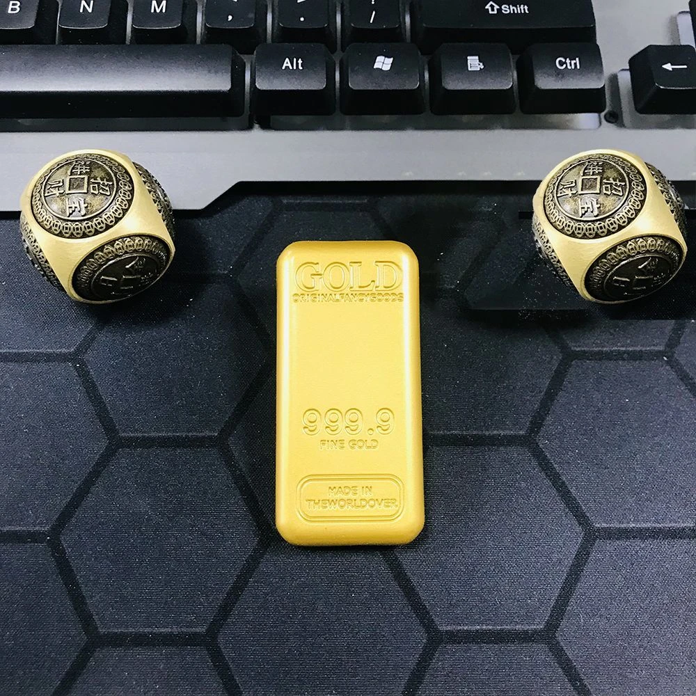 金黄色礼物 实心礼盒 包装小黄鱼
