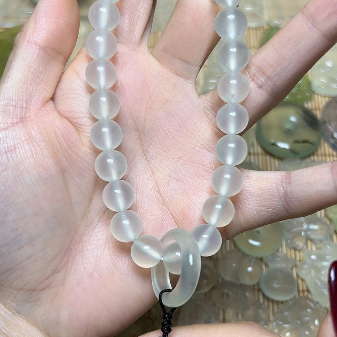 蛇纹石玉手持未镶嵌