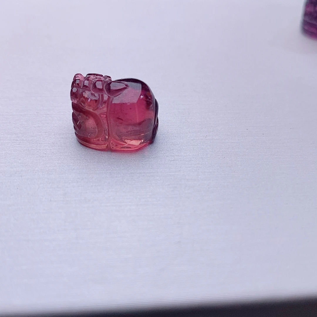 碧玺貔貅未镶嵌十*碧玺貔貅