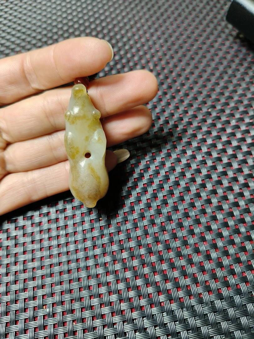 新疆和田玉白玉挂件