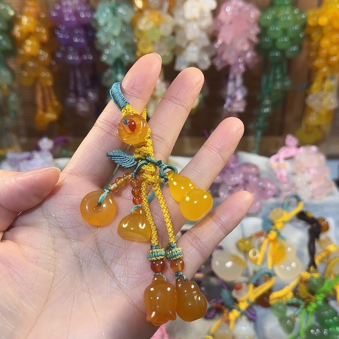 玛瑙/玉髓未镶嵌钥匙挂件