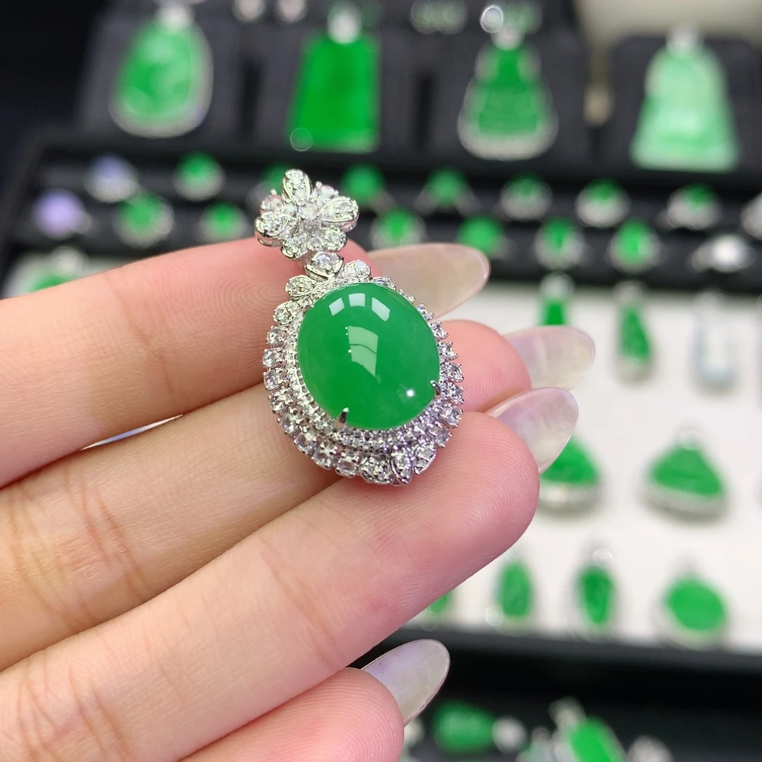 翡翠18K金镶嵌吊坠(不含链)