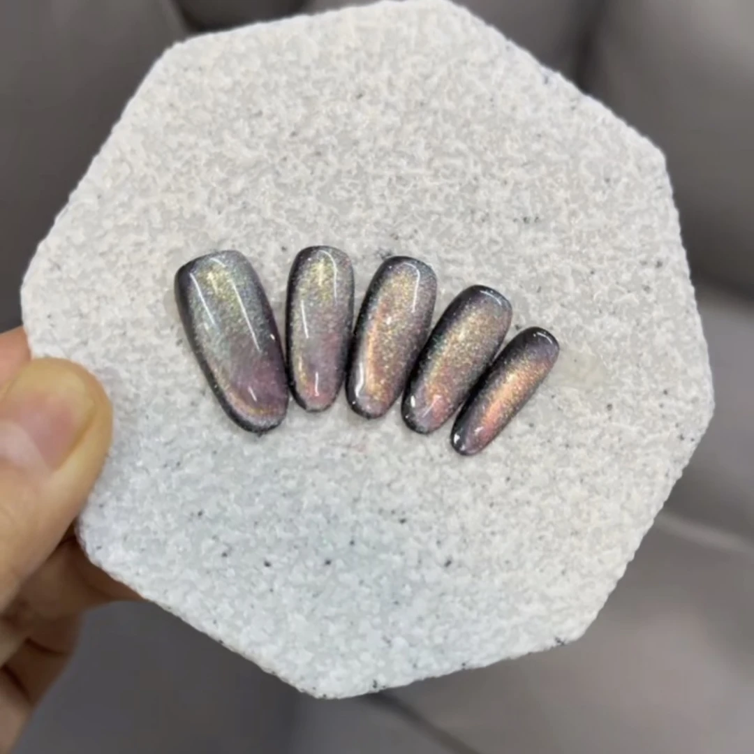 三丹菲，纯手工穿戴甲默认微瑕