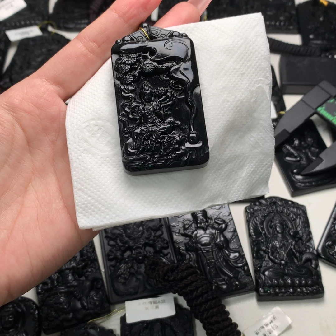 身***远天然缅甸a货钢琴黑挂件