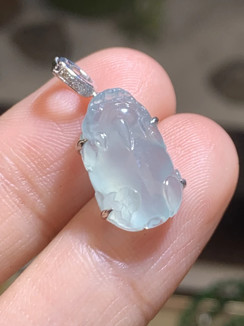 缅甸翡翠A货 18K金镶 冰貔恘吊坠 23.6-9.8-5.8