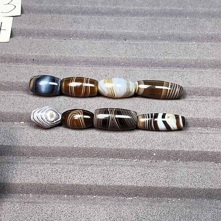扎***西玛瑙/玉髓合金珠宝半成品