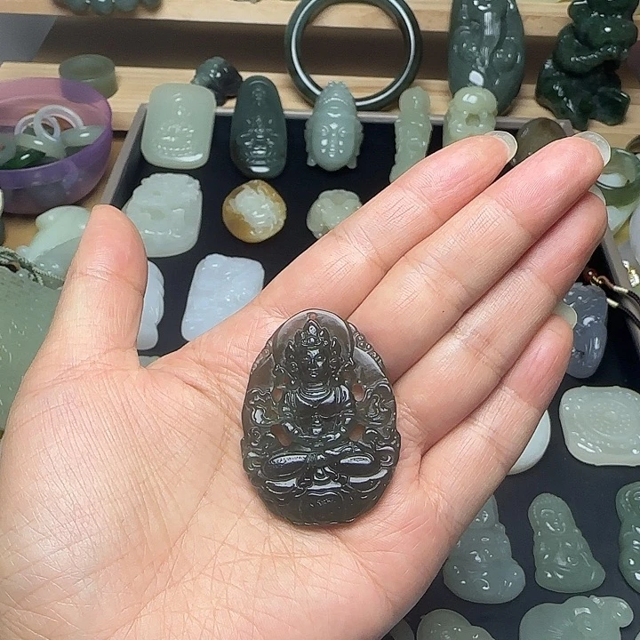 和田玉未镶嵌挂件