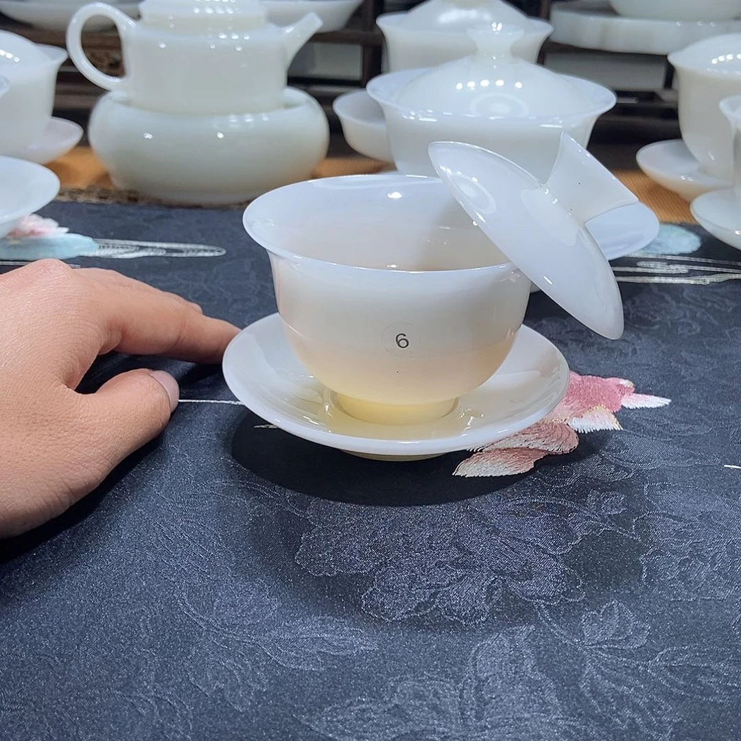 在一起也就没了当初那种的感情感觉就好