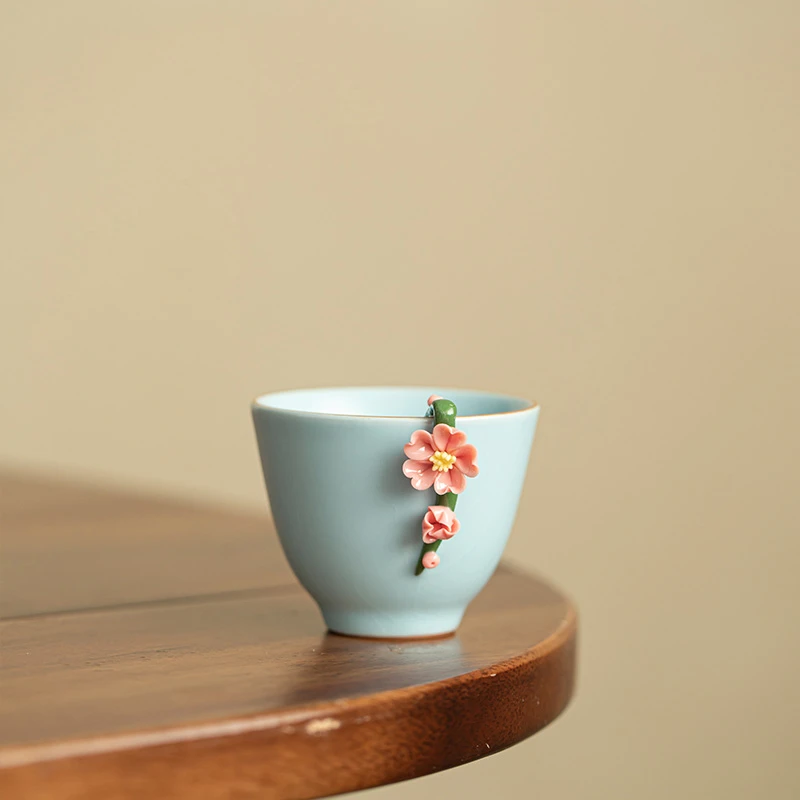 当代一辈子有钱花汝窑捏花主人杯茶杯 A10938