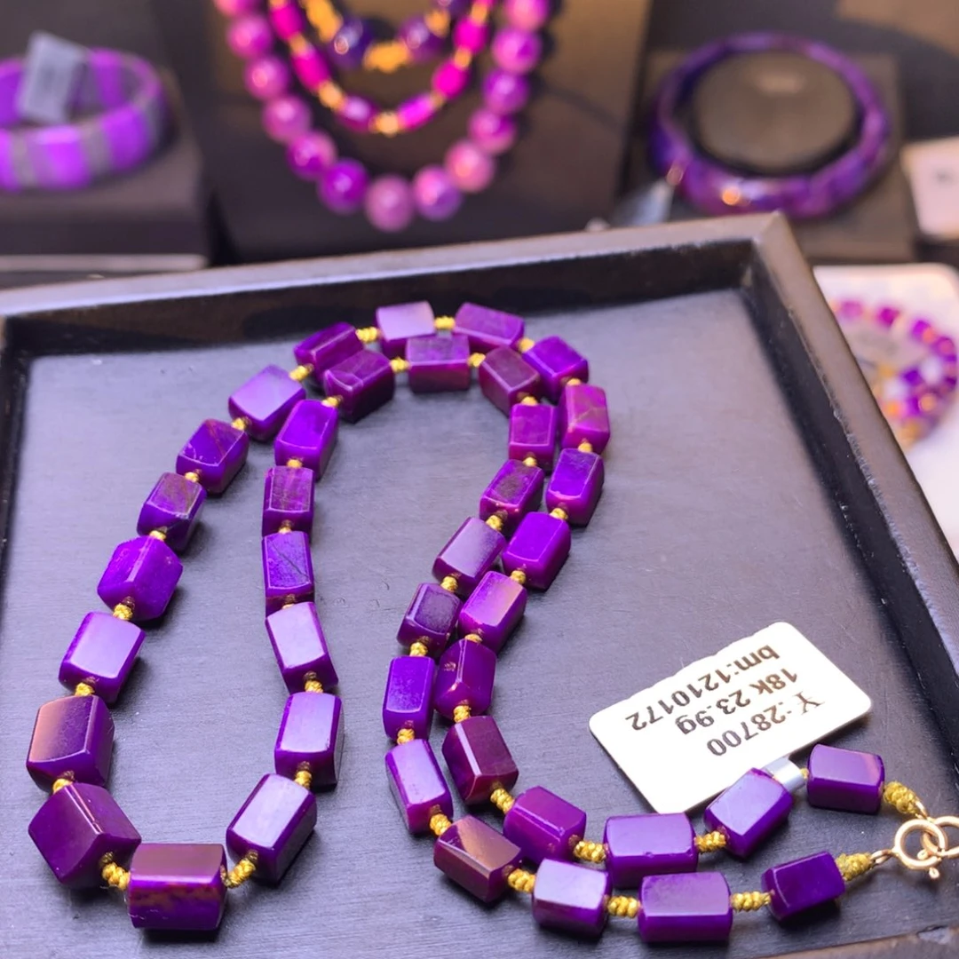 苏纪石（舒俱来）18K金镶嵌方糖项链