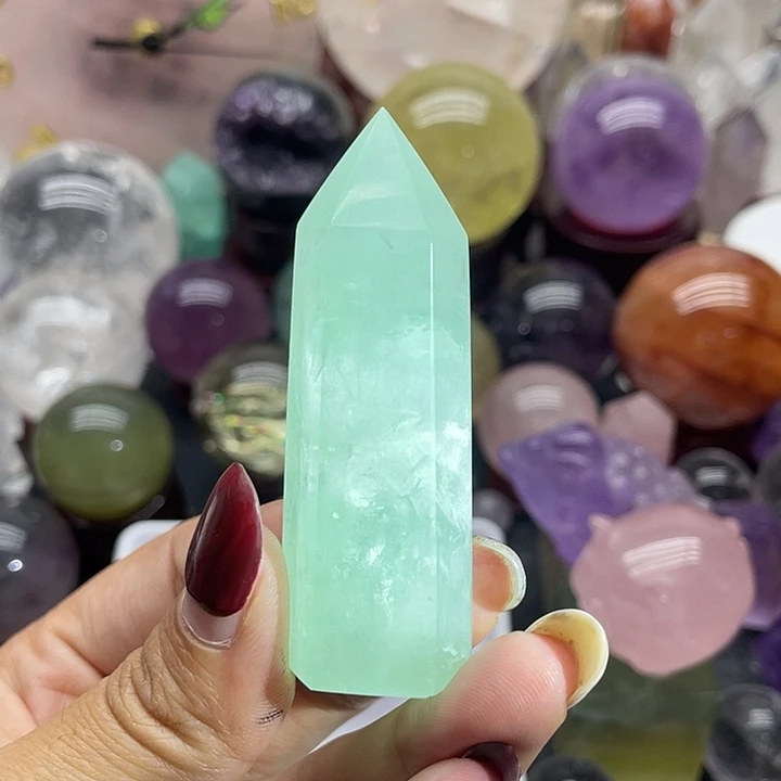 未镶嵌珠宝半成品水晶10绿莹石柱高6.4宽2.2