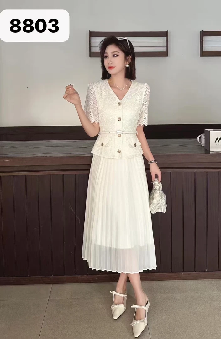 欧洲站假两件上蕾丝下百褶连衣裙