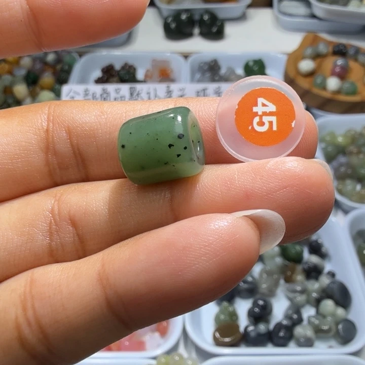 未镶嵌和田玉珠宝半成品