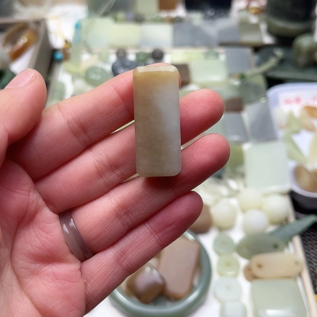 和田玉珠宝半成品未镶嵌