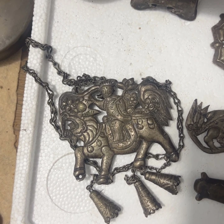 诚***杰大叶紫檀（黑酸枝木类）