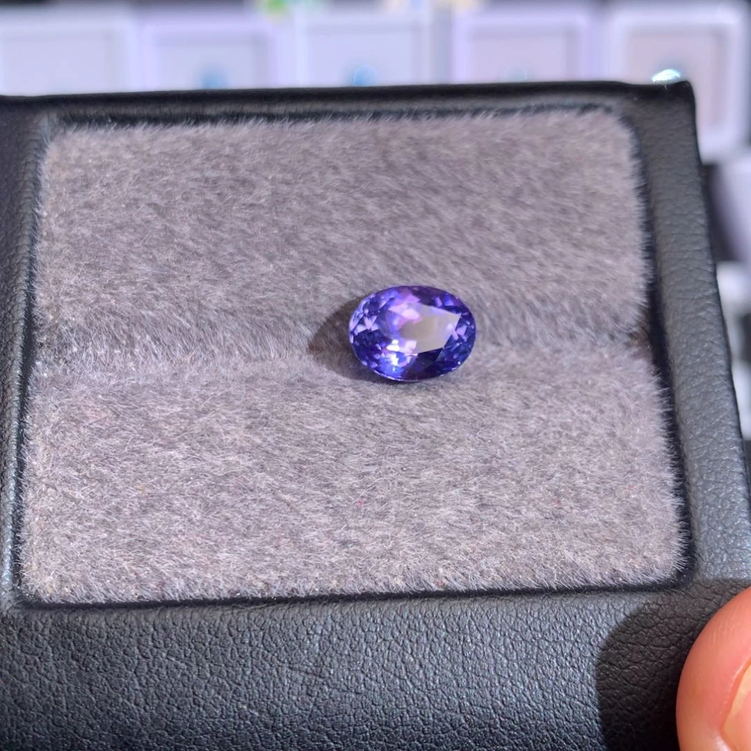 珠宝奇石坦桑石未镶嵌2.62ct