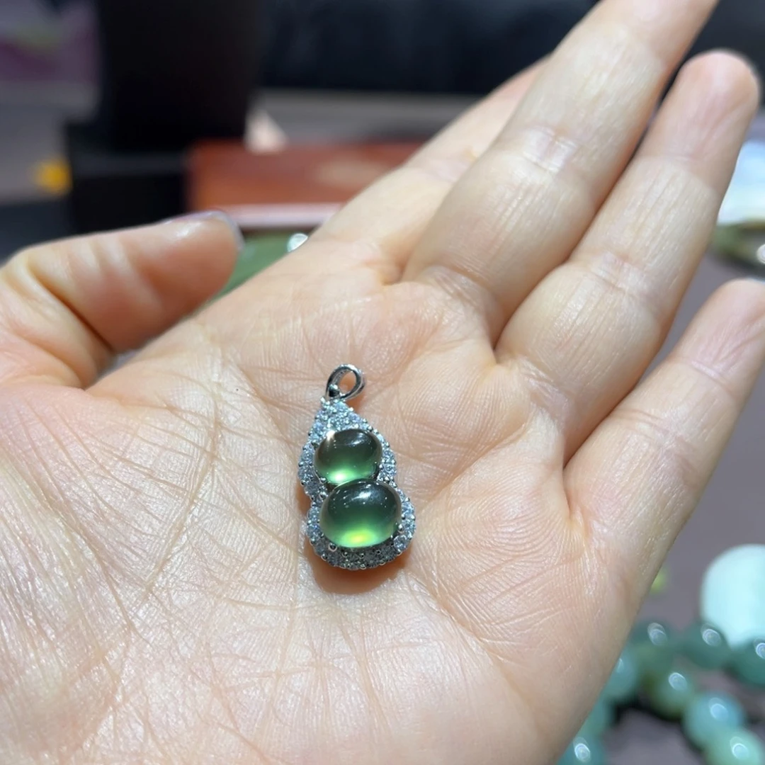 岫玉未镶嵌手镯手镯