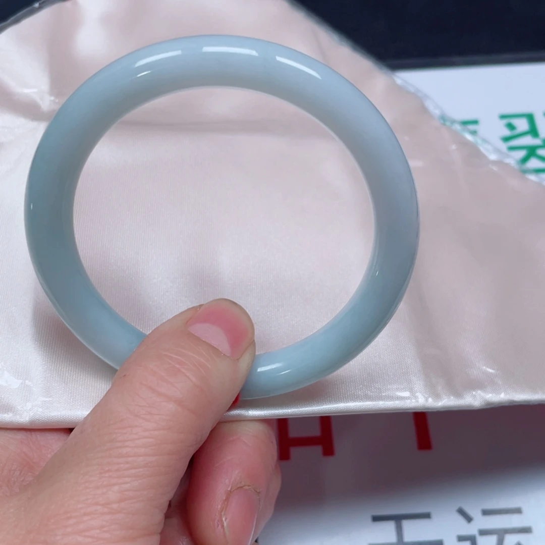 翡翠未镶嵌手镯圈口55