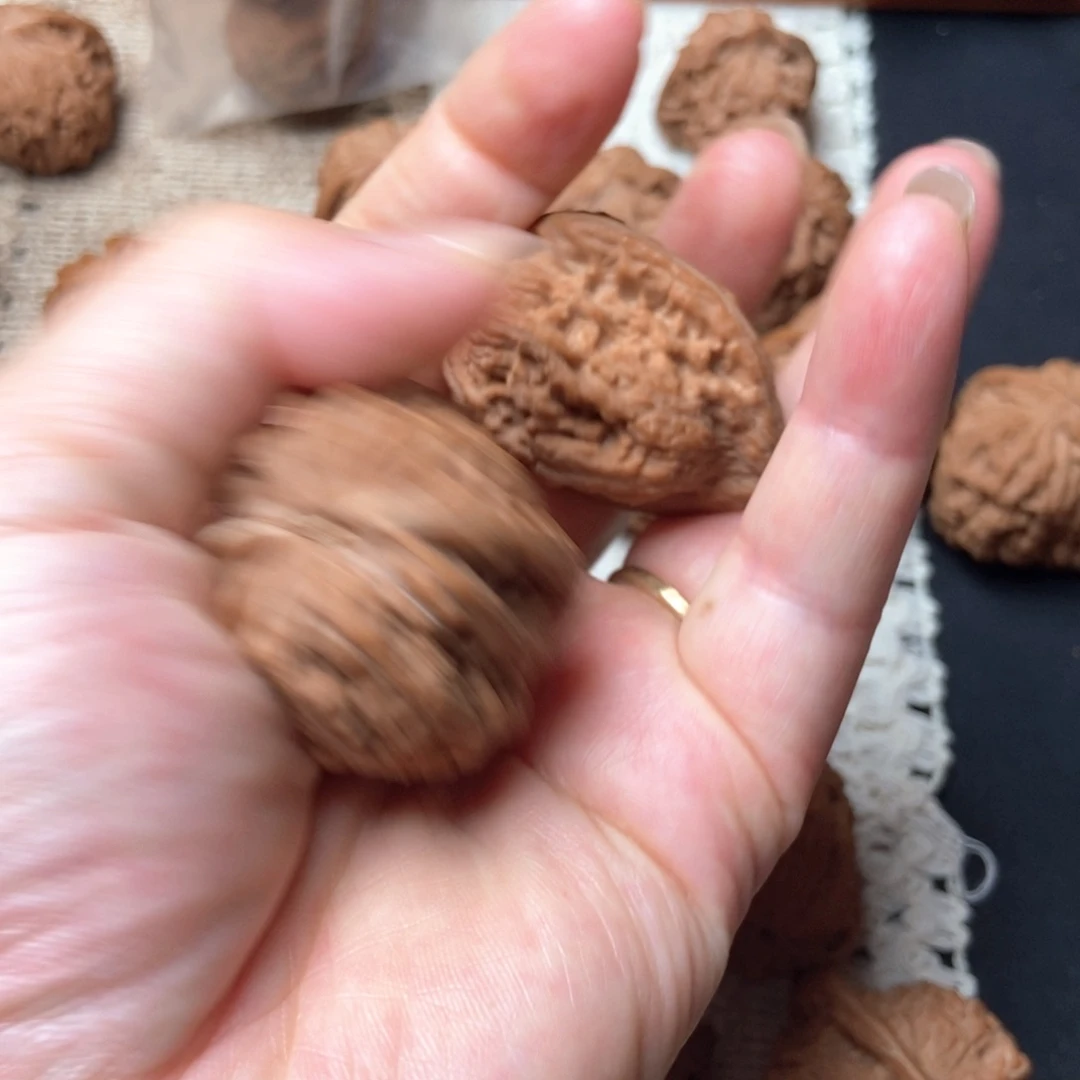 今***么文玩核桃吊坠36赤龙鸡心核桃