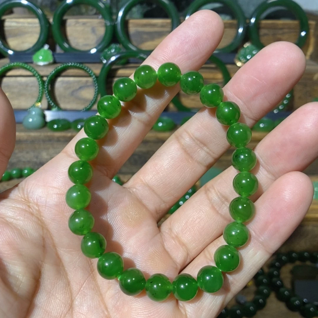 【闪购商品】吊坠(不含链)未镶嵌和田玉巴料辣绿手串 8